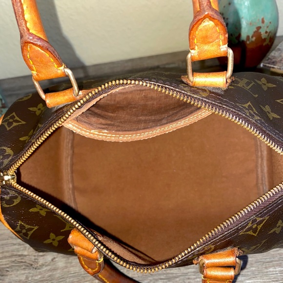 SOLD! - Picture 11 of 12